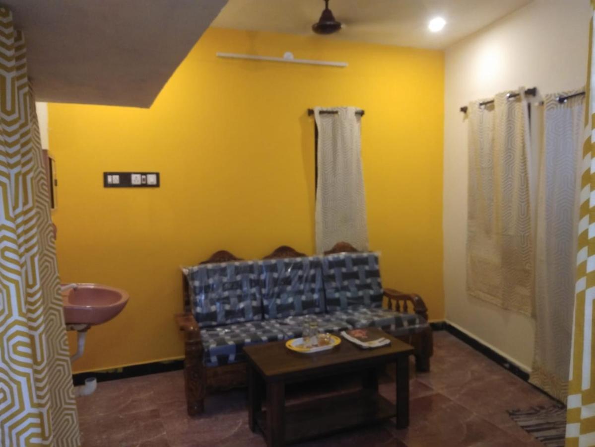 Nks Homestay Pondicherry Esterno foto